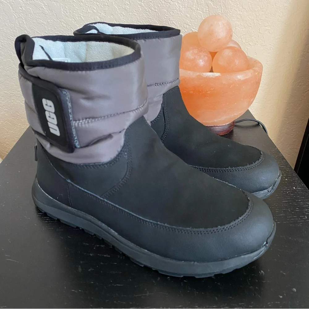 COPY - UGG Unisex Kids TOTY WEATHER Snow Black Boots Size 6